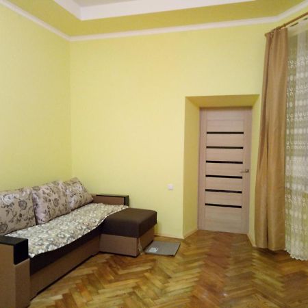 Apartment Ak. Kuchera Street 리비프 외부 사진